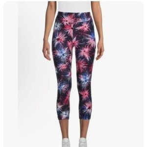 Fireworks Capri leggings NWT super soft patriotic holiday comfort - XS​